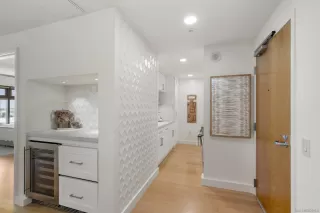 Photo #5: 260008066 Listing 