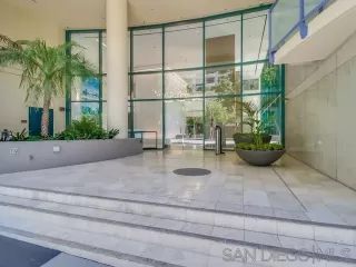 Photo #4: 260008076 Listing 