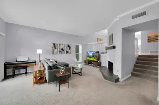 Photo #6: 260008082 Listing 