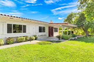 Photo #2: 260008087 Listing 