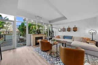 Photo #3: 260008106 Listing