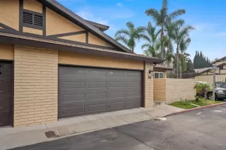 Photo #3: 260008108 Listing