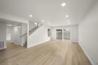 Photo #5: 260008108 Listing