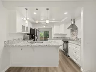 Photo #5: 260008156 Listing 