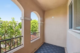 Photo #4: 260008169 Listing