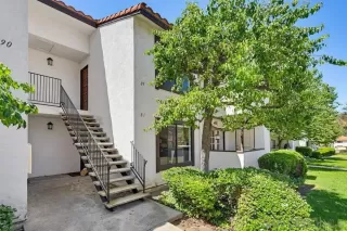 Photo #2: 260008172 Listing 