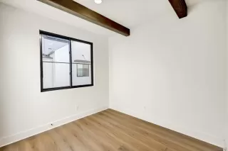 Photo #4: 260008178 Listing 