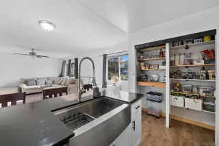 Photo #6: 260008183 Listing