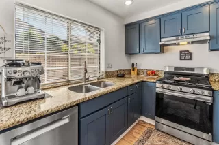 Photo #6: 260008194 Listing 