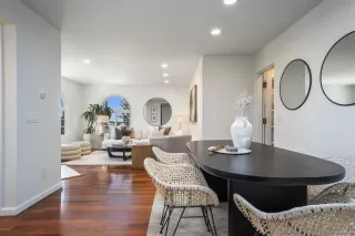 Photo #3: 260008195 Listing 