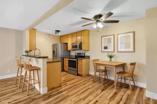 Photo #2: 260008211 Listing 