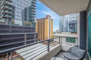 Photo #5: 260008212 Listing 