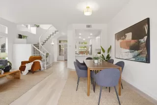 Photo #2: 260008227 Listing 