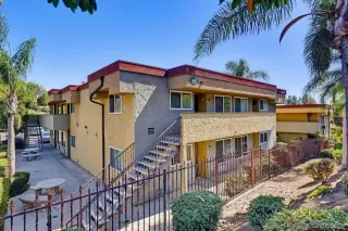 Photo #1: 260008232 Listing