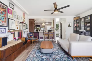 Photo #2: 260008234 Listing 