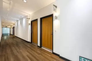 Photo #3: 260008239 Listing