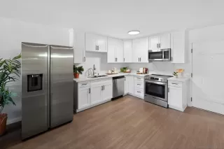 Photo #5: 260008257 Listing 