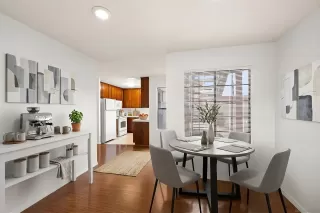 Photo #2: 260008274 Listing 