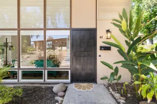 Photo #2: 260008275 Listing 