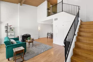 Photo #4: 260008275 Listing 