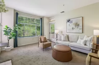 Photo #3: 260008290 Listing