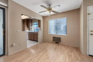 Photo #6: 260008300 Listing