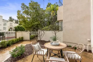 Photo #4: 260008313 Listing 