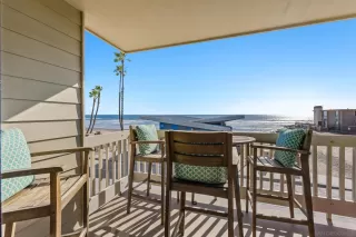 Photo #1: 260008320 Listing