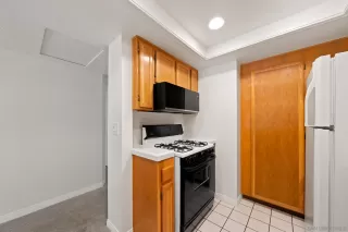 Photo #5: 260008327 Listing 