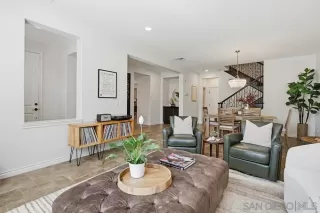 Photo #2: 260008331 Listing