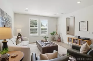 Photo #4: 260008331 Listing