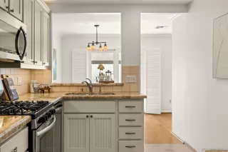 Photo #4: 260008334 Listing 