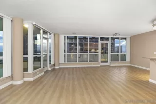 Photo #3: 260008357 Listing 