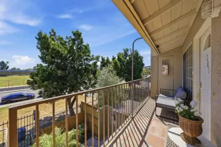 Photo #1: 260008361 Listing