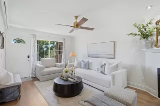 Photo #3: 260008361 Listing