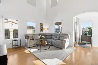 Photo #2: 260008366 Listing