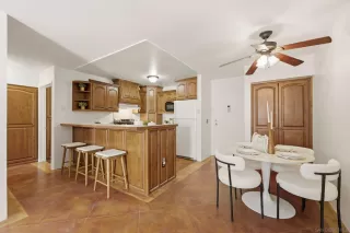 Photo #6: 260008368 Listing 