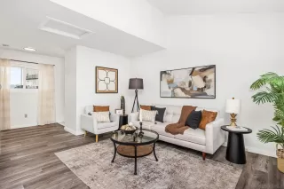 Photo #4: 260008375 Listing 