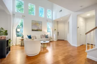 Photo #5: 260008398 Listing 