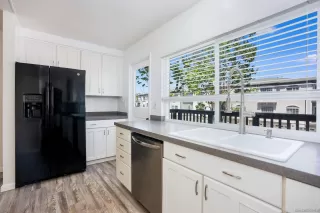 Photo #5: 260008411 Listing 