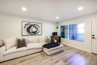 Photo #4: 260008412 Listing 