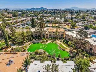 Photo #3: 260008414 Listing