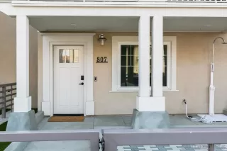 Photo #2: 260008430 Listing 