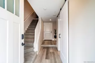 Photo #3: 260008430 Listing 