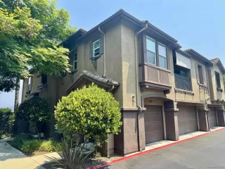 Photo #3: 260008431 Listing 