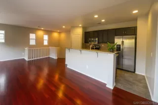 Photo #6: 260008431 Listing 