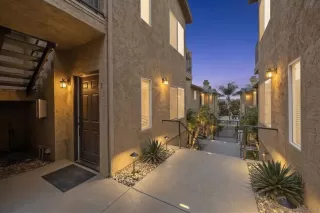 Photo #2: 260008433 Listing 