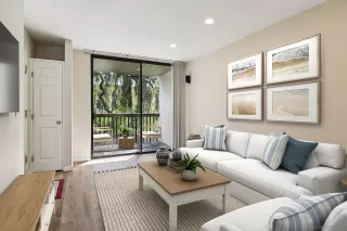 Photo #2: 260008438 Listing 