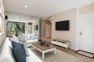 Photo #4: 260008438 Listing 