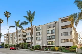 Photo #2: 260008459 Listing